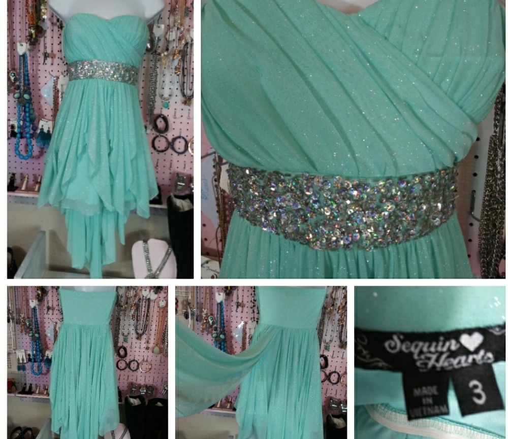3/$30 Sequined Heart - Picture 1 of 8
